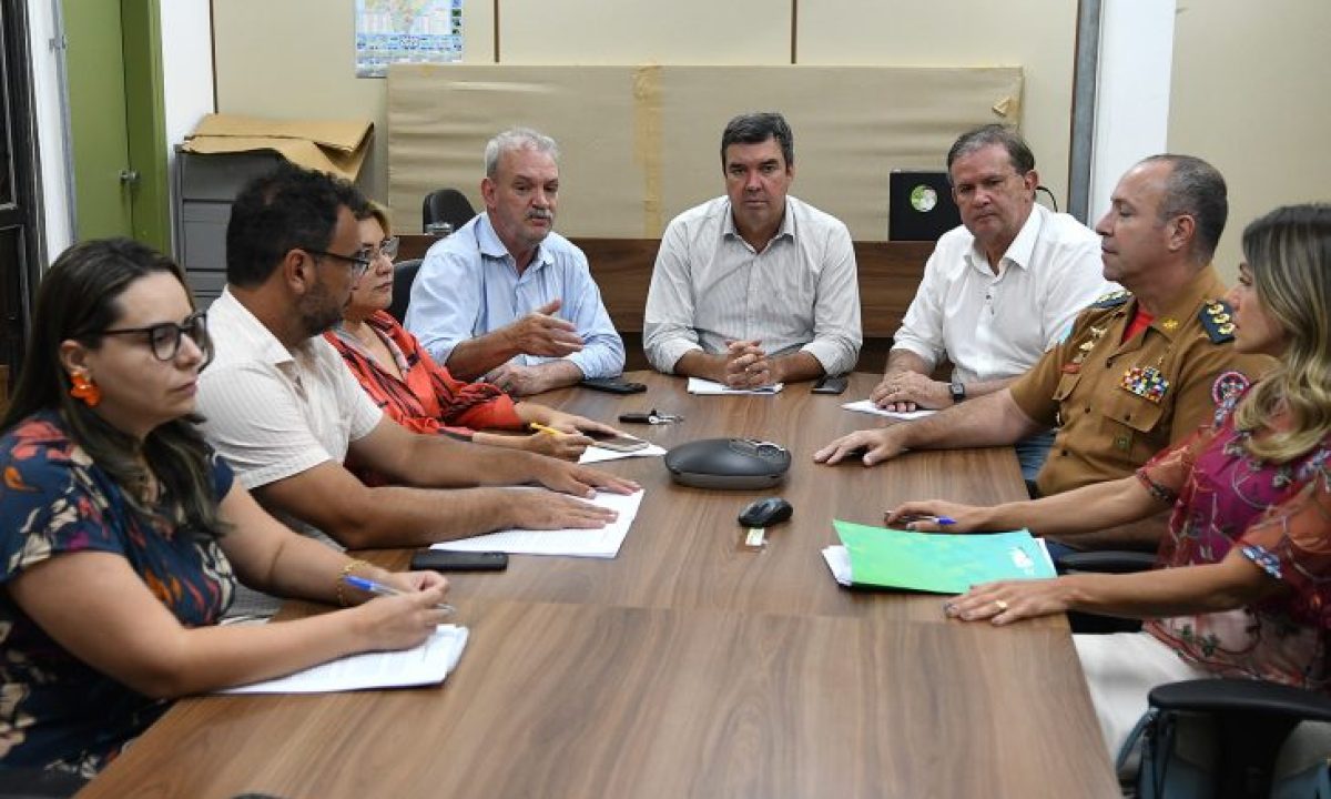 Reuniao-Obrigatoriedade-Mascaras-Fto-Bruno-Rezende-730x480