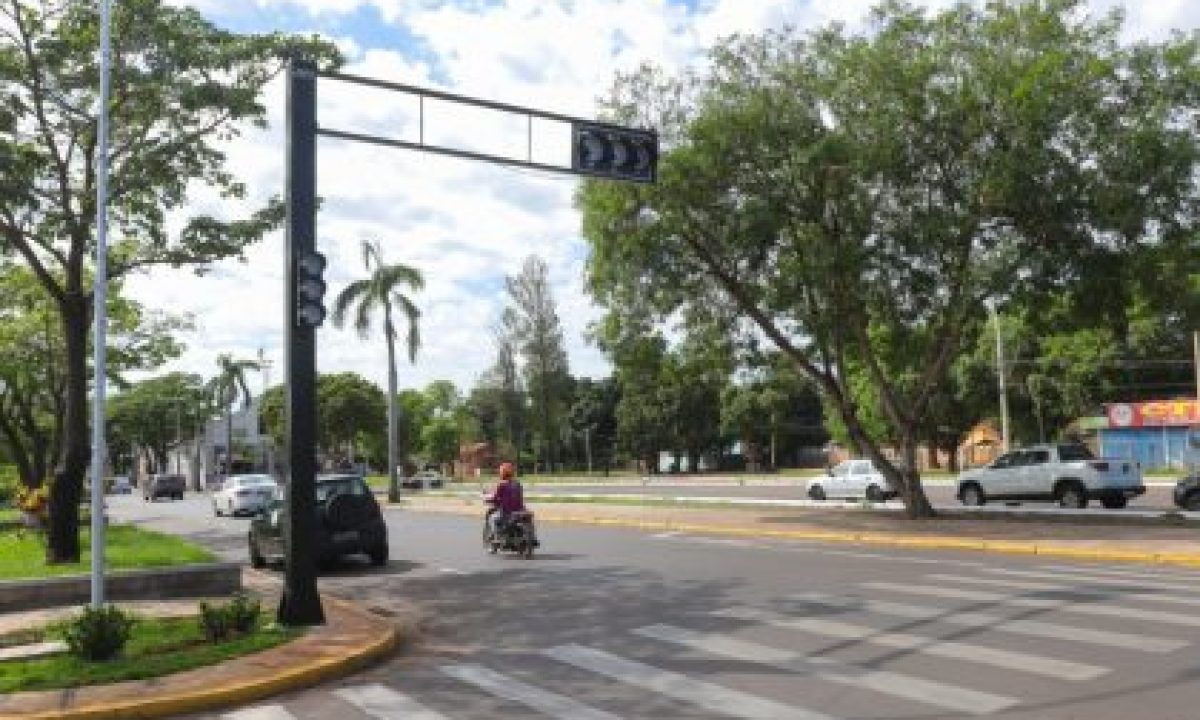 SEMAFORO-ROSARIO-CONGRO-04-11-9-scaled-420x280_c