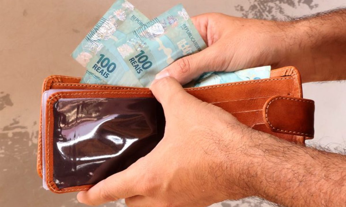 Salário-Foto-Álvaro-Rezende1-730x480