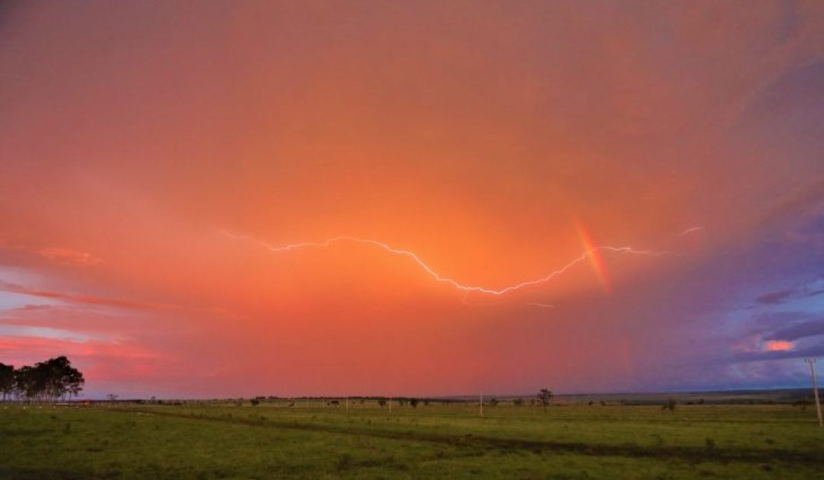 Tempo-Chuva-Foto-Saul-Schramm-730x480