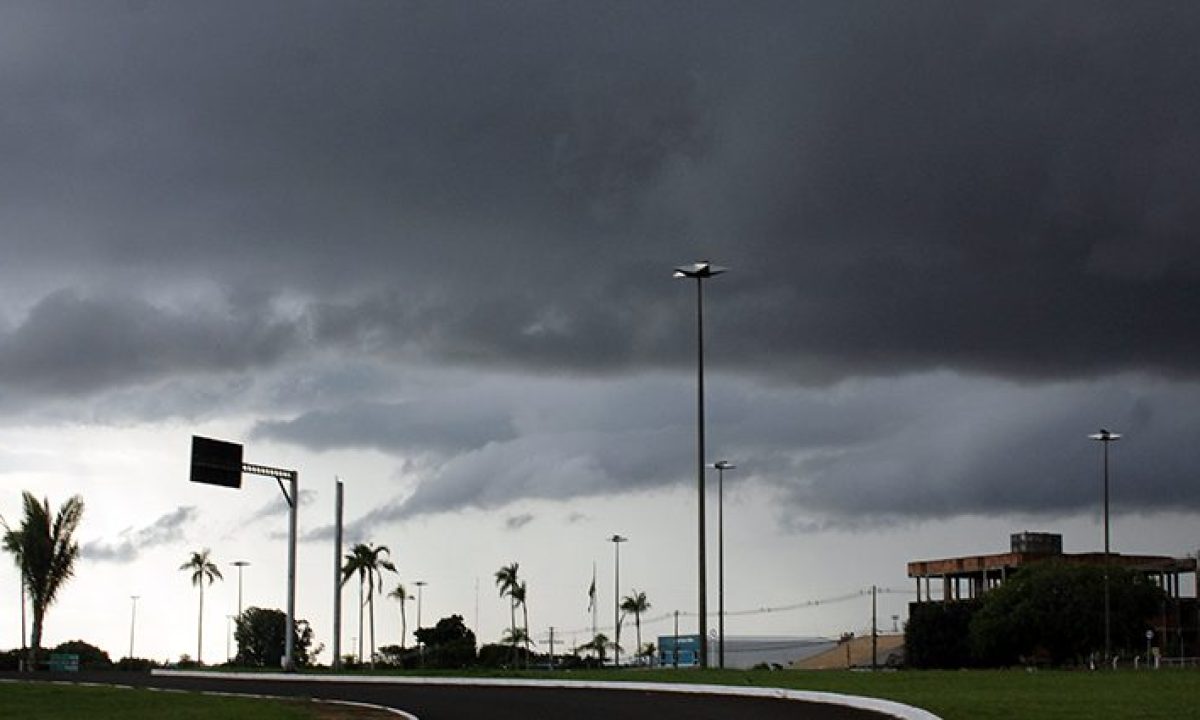 Tempo-Clima-Fto-Chico-Ribeiro-730x425 (1)