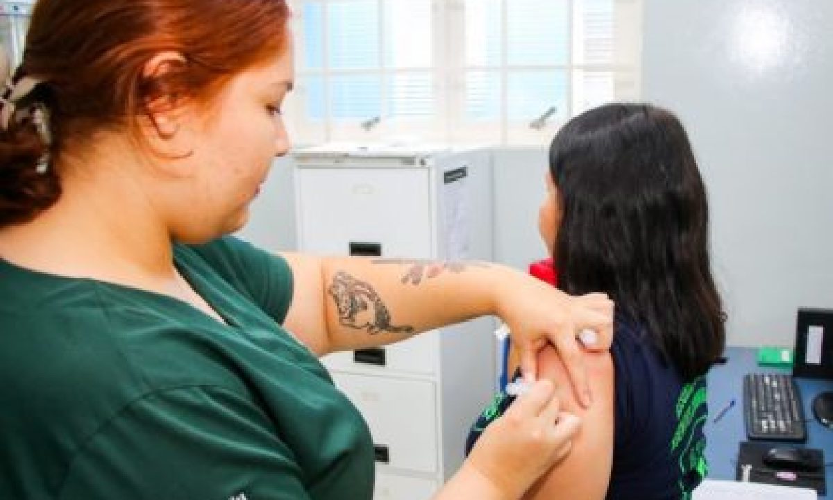 VACINACAO-DIA-D-CAMPANHA-DE-GRIPE-INFLUENZA-7-scaled-420x280_c