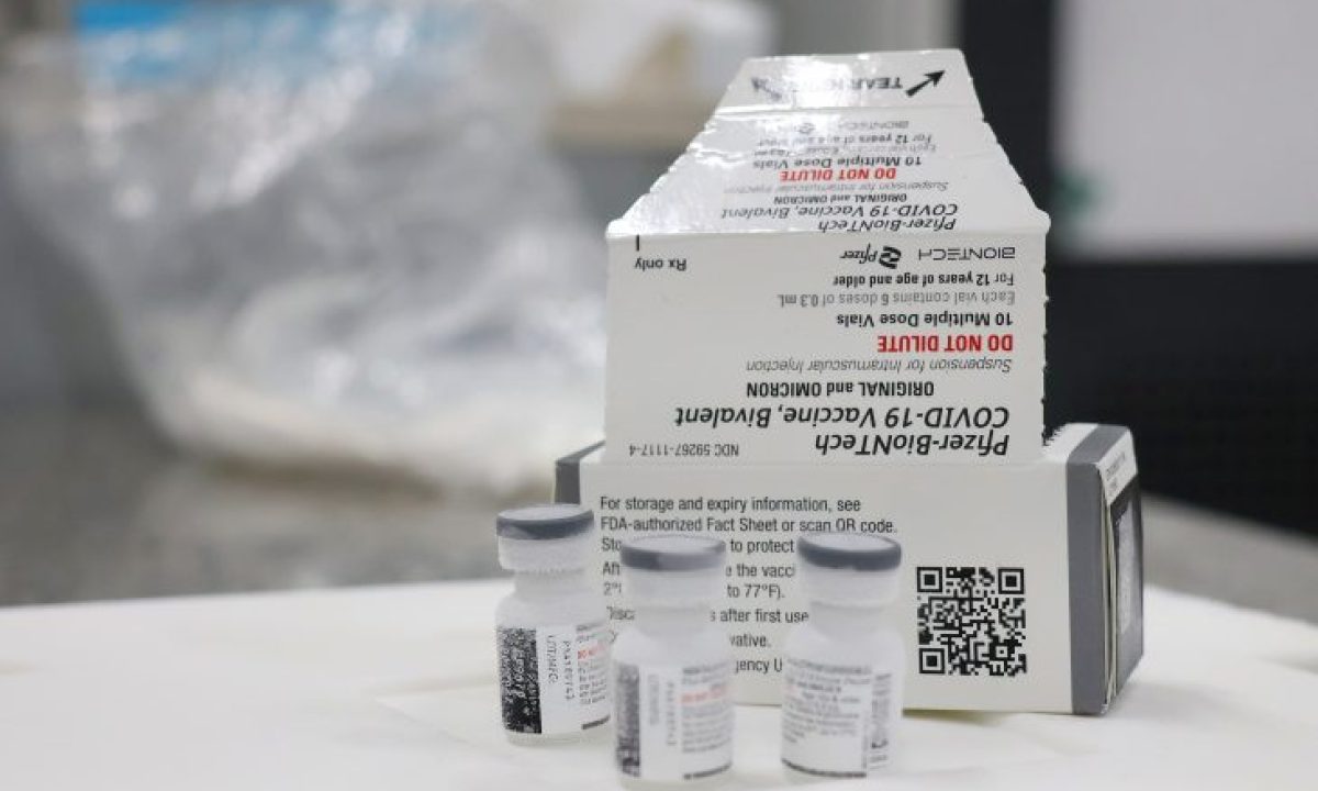 Vacina-bivalente-covid-foto-Álvaro-Rezende8-730x480