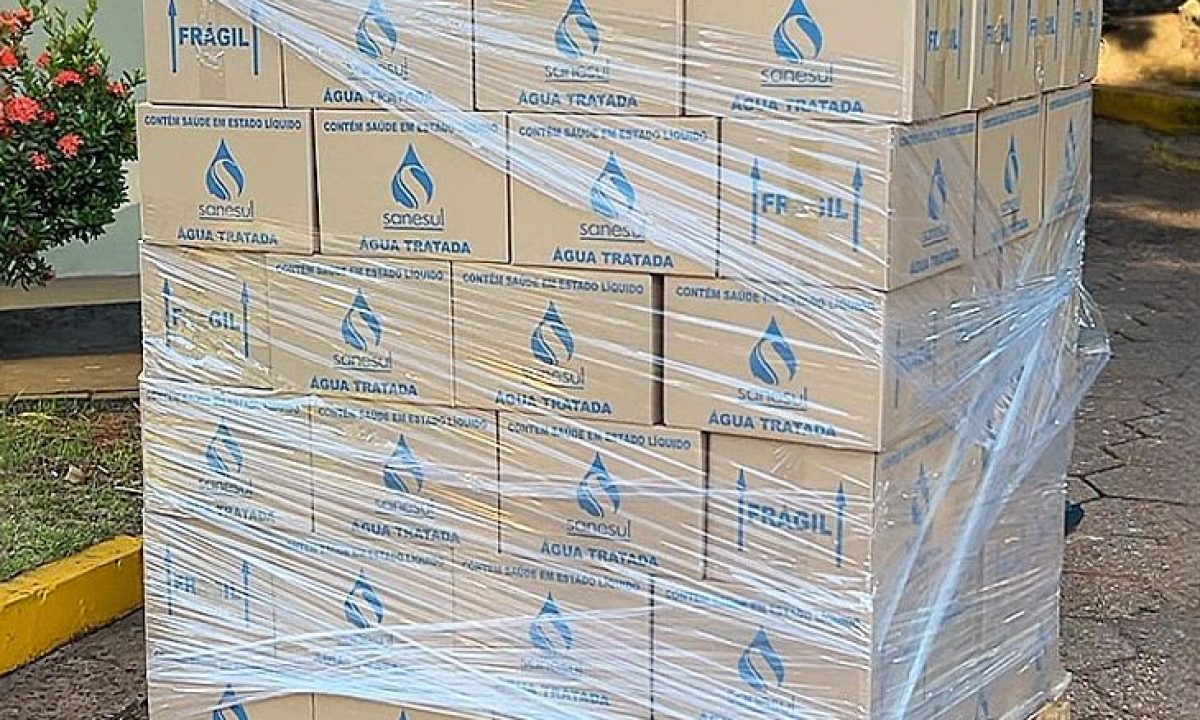 agua-tratada-sanesul-doacao-e1716924830419-730x480
