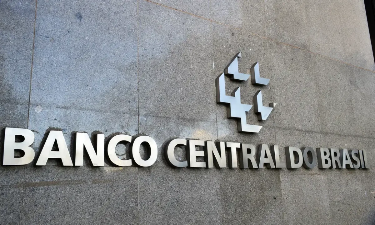 banco_central_mcajr_abr_0104222276