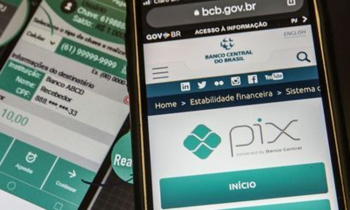 celular-com-pagina-do-pix-27032023183248544