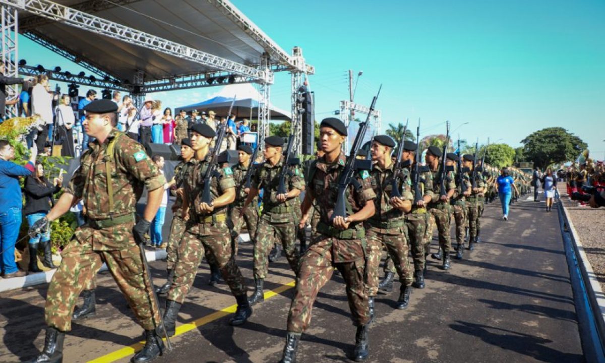 desfile_civico-8-e1686768789121