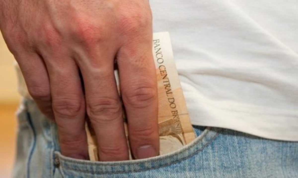 dinheiro-foto-marcos-santos-fotos-publicas6-768x425-730x425