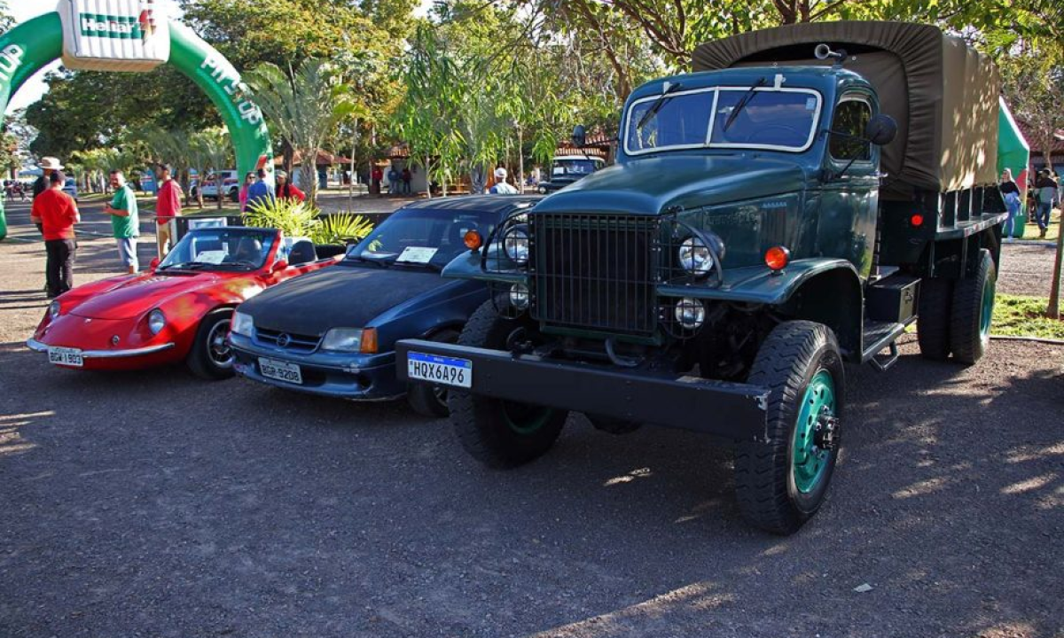 e3985b0f-8480-4aed-9f5f-82298385fc2b