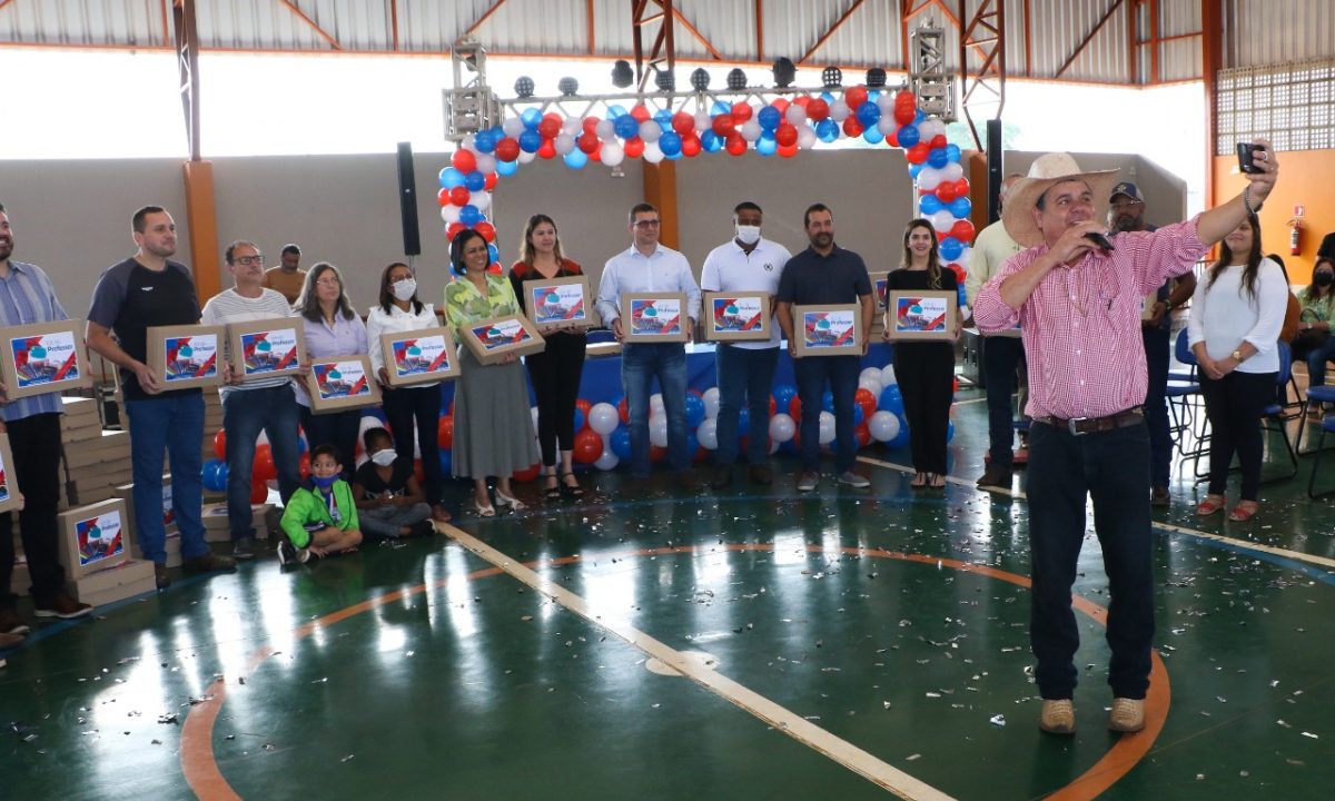 entrega-kit-professor-6