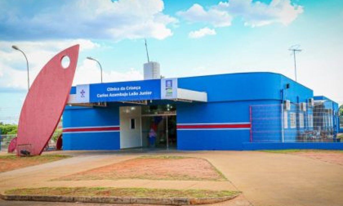 fachada_nova_clinica_da_crianca-1-e1642108642795-420x280_c (1)