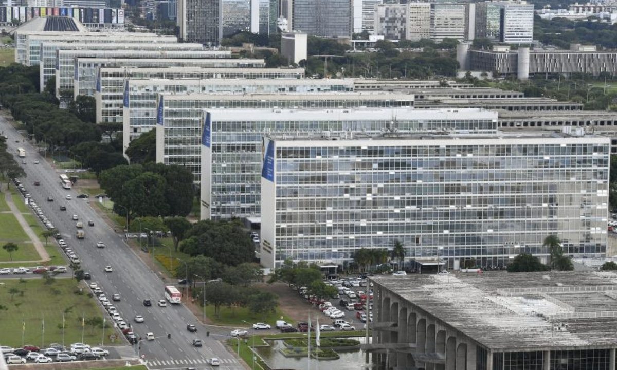 img20181207121620286-768x512