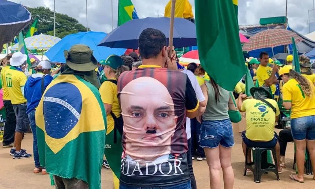 manifestacao-bolsonarista-no-qg-do-exercito-em-18-12-2022-5