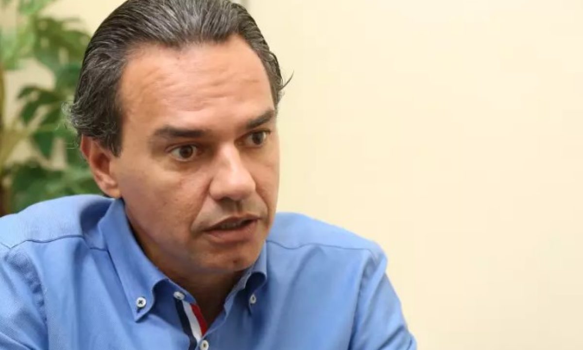 marquinhos-trad-assedio