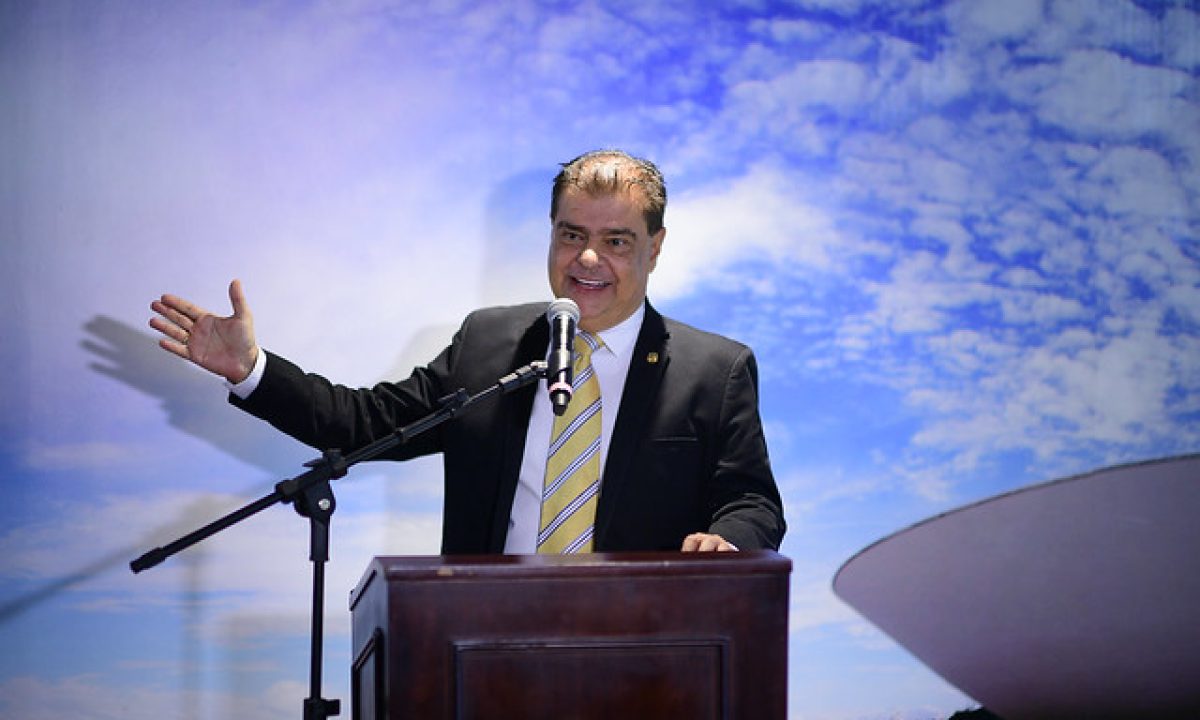 nelsinho-trad-senado