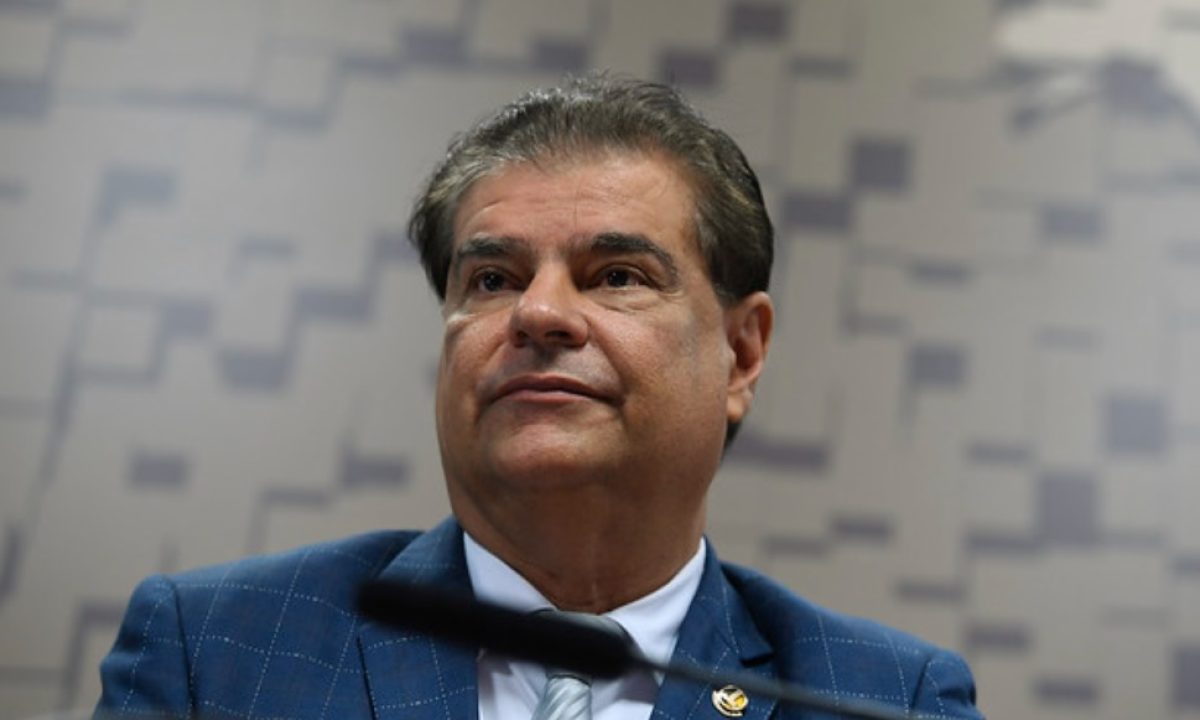 nelsinho-trad-trai-psd