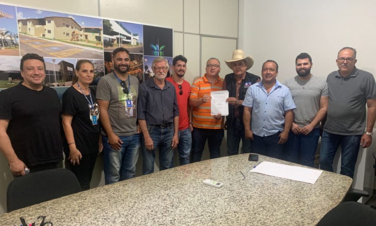 nova-associacao-feirantes-3-scaled